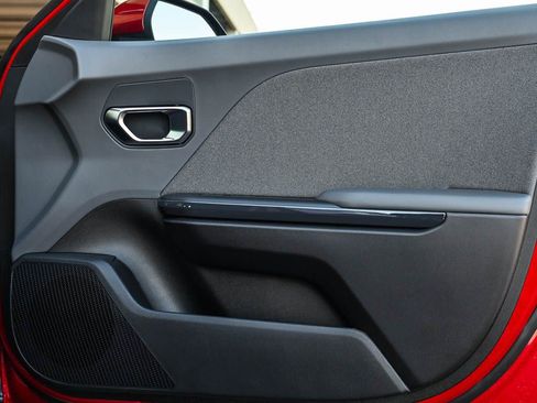 New 2025 Kia K4 EX image 8