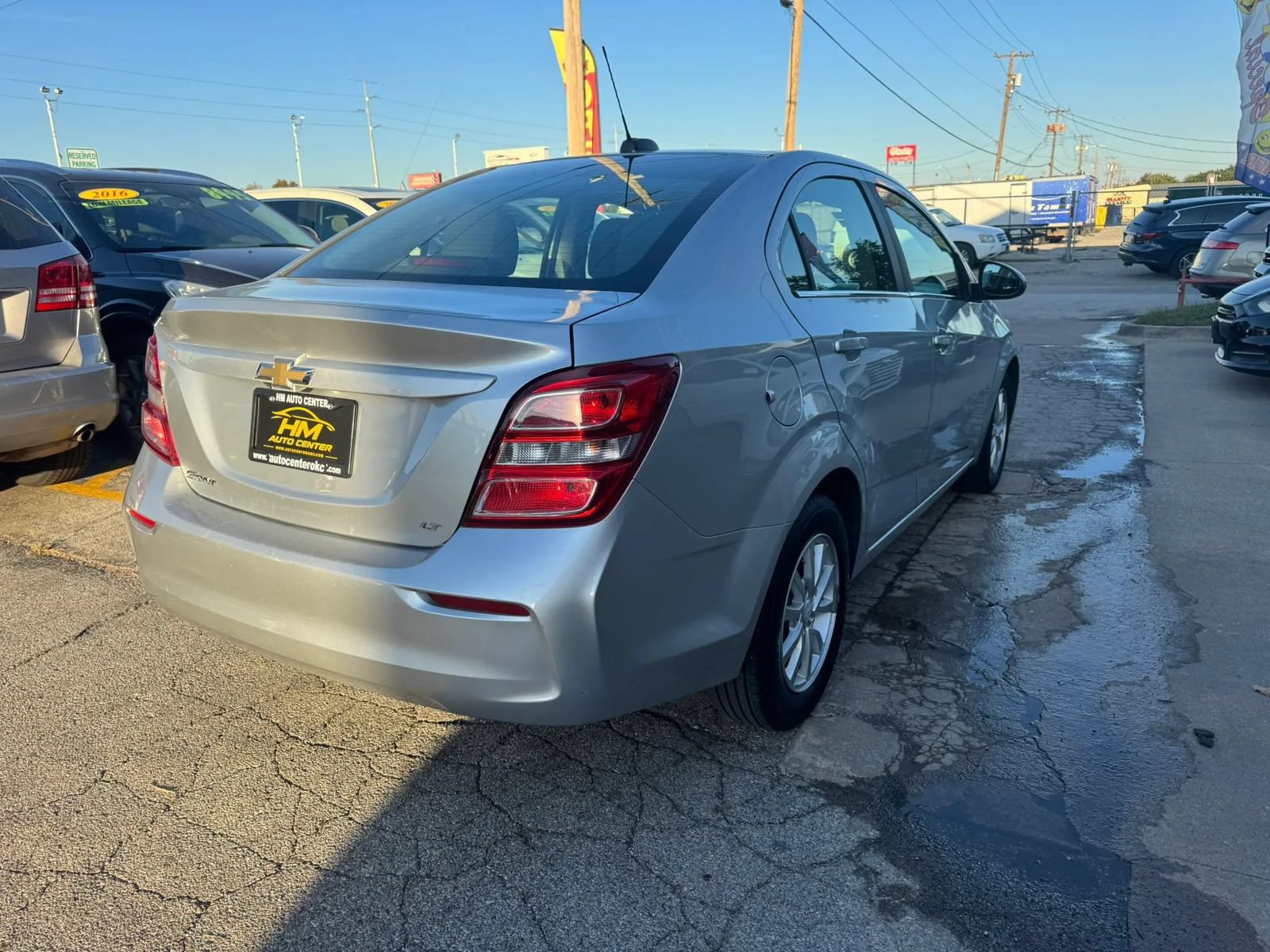Used 2017 Chevrolet Sonic LT FWD image 4