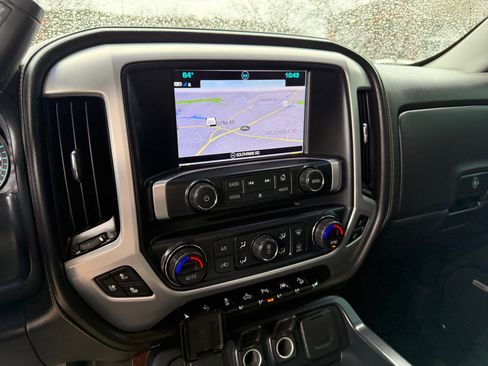 Used 2017 GMC Sierra 1500 SLT image 19