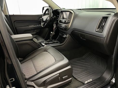 Used 2016 Chevrolet Colorado Z71 AWD/4WD image 32