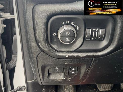 Used 2025 RAM 1500 Big Horn AWD/4WD image 31