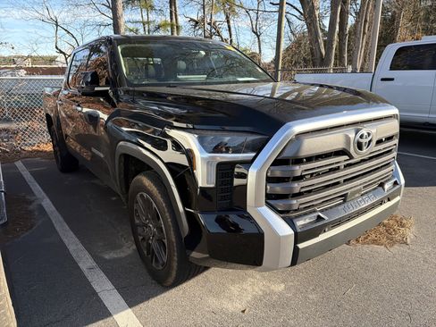 Used 2024 Toyota Tundra Limited w/ Power Package image 4