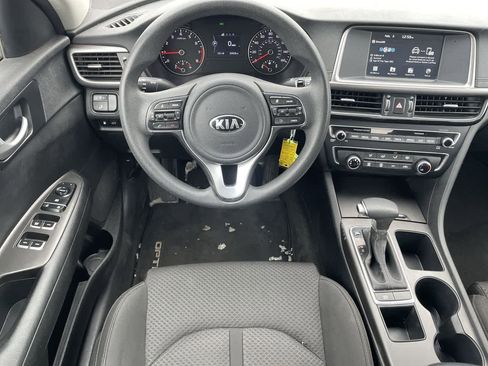Used 2018 Kia Optima LX w/ 17" Alloy Wheels Package image 11