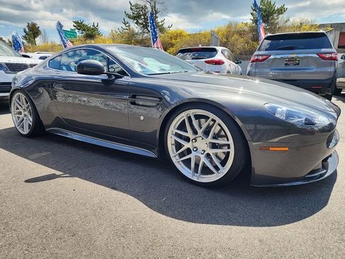 Used 2012 Aston Martin V8 Vantage S RWD image 17