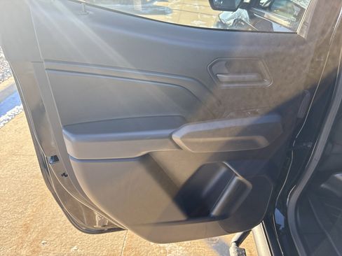 Used 2026 Chevrolet Colorado Trail Boss image 13