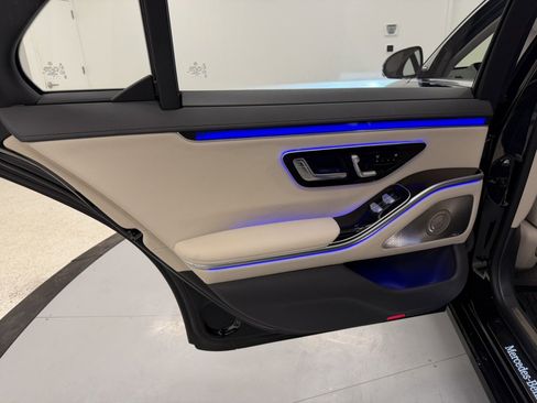 Used 2022 Mercedes-Benz S 580 4MATIC Sedan image 38