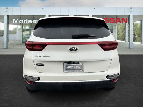 Used 2021 Kia Sportage LX image 4