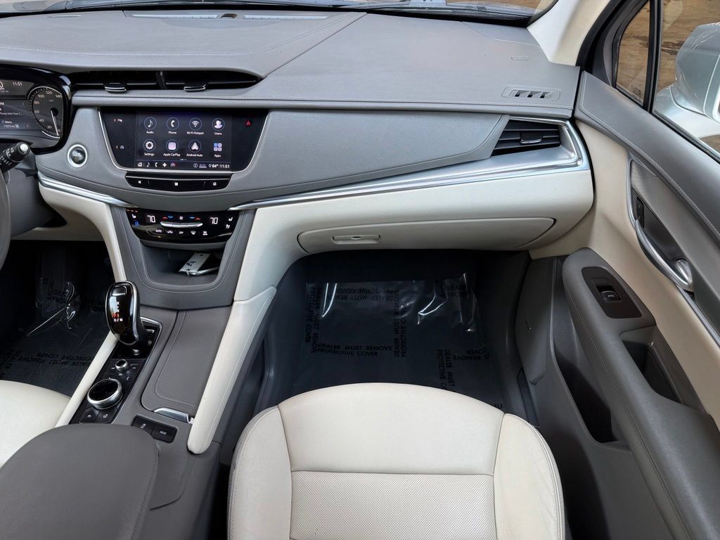 Used 2020 Cadillac XT5 Premium Luxury AWD/4WD image 24