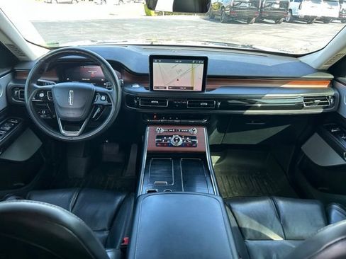 Used 2021 Lincoln Aviator Reserve w/ Equipment Group 208A RWD image 17