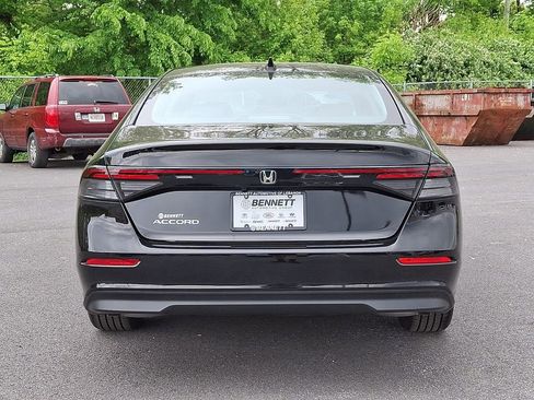 Used 2025 Honda Accord SE image 5