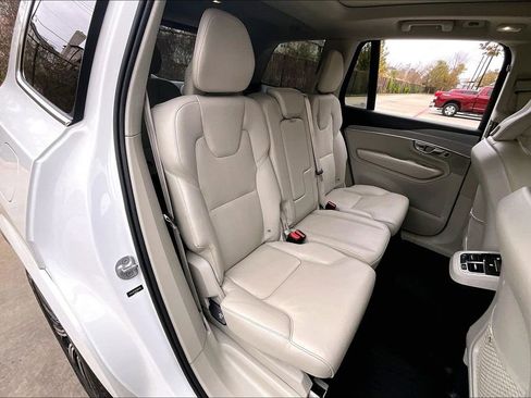 Used 2023 Volvo XC90 B5 Core w/ Climate Package image 35