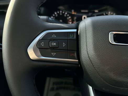 New 2026 Jeep Compass Latitude AWD/4WD image 19