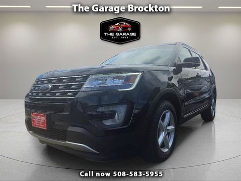 Used 2017 Ford Explorer XLT w/ Equipment Group 201A AWD/4WD image 1