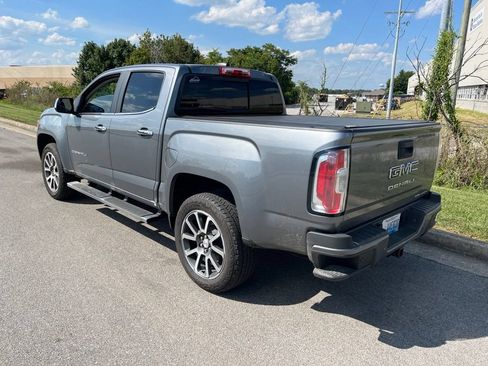 Used 2022 GMC Canyon Denali AWD/4WD image 4