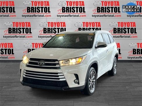 Used 2017 Toyota Highlander XLE image 8