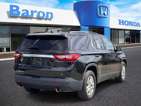 Used 2021 Chevrolet Traverse LT AWD/4WD image 5