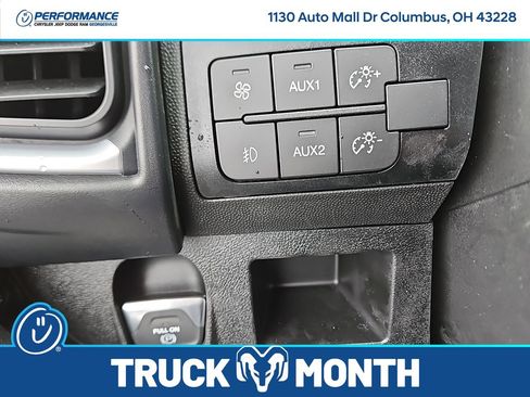 New 2025 RAM ProMaster 2500 w/ Quick Order Package 22G SLT image 25