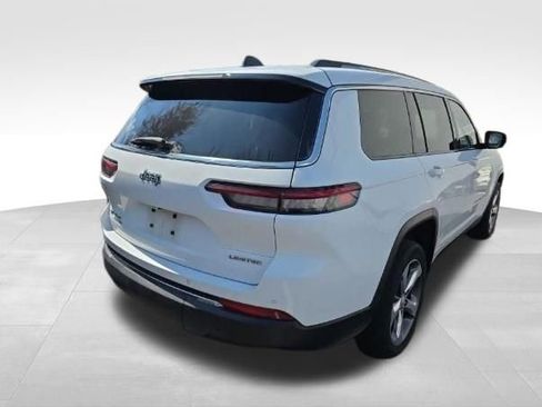 Used 2022 Jeep Grand Cherokee L Limited image 4