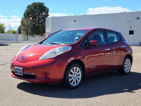 Used 2015 Nissan Leaf S w/ Charge Package image 6