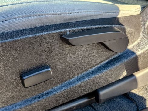 Used 2019 Chevrolet Colorado W/T w/ WT Convenience Package image 16