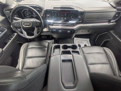 Used 2025 GMC Sierra 1500 SLT RWD image 14