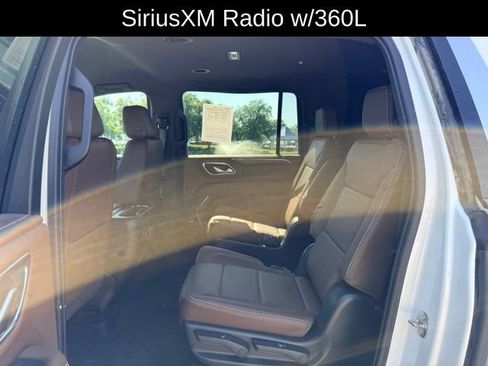 Used 2022 Chevrolet Suburban High Country w/ Max Trailering Package AWD/4WD image 9