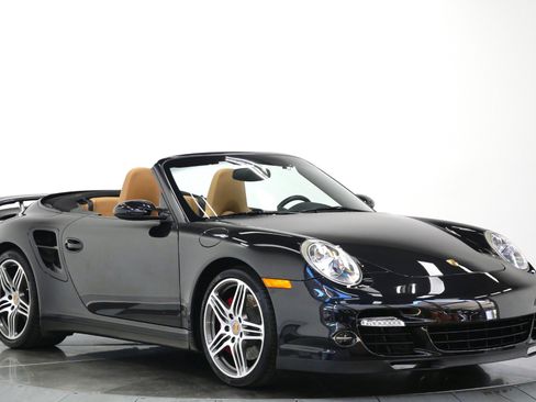 Used 2008 Porsche 911 Turbo AWD/4WD image 3