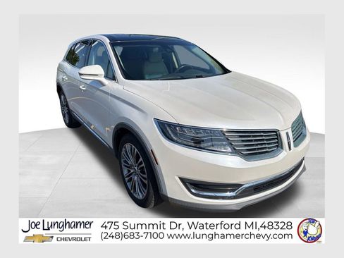 Used 2016 Lincoln MKX Reserve w/ Luxury Package FWD image 1