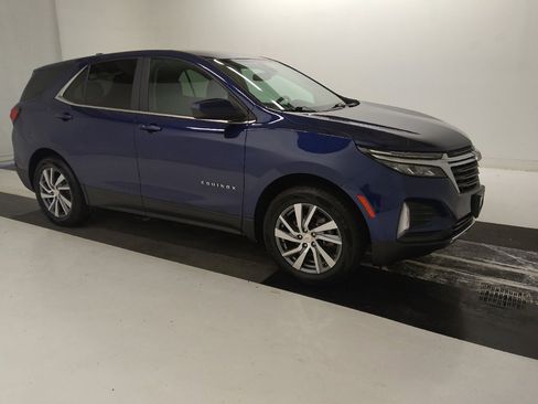 Used 2023 Chevrolet Equinox LT AWD/4WD image 11