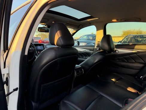 Used 2021 INFINITI Q50 Luxe RWD image 23