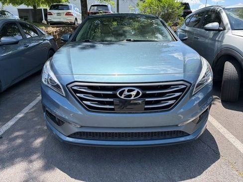 Used 2017 Hyundai Sonata Limited w/ Ultimate Package 04 FWD image 2