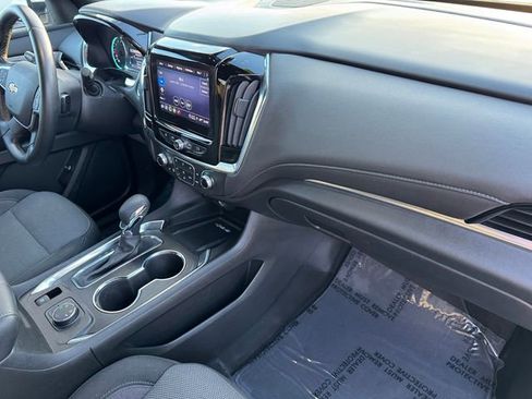 Certified 2023 Chevrolet Traverse LT AWD/4WD image 6