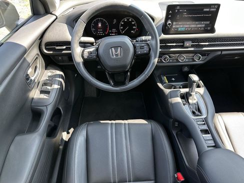 Used 2024 Honda HR-V EX-L image 12