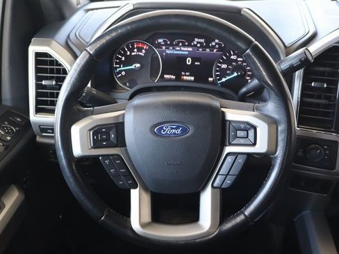 Used 2022 Ford F250 Lariat w/ Black Appearance Package image 26