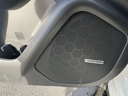 New 2026 Subaru Ascent Limited image 25