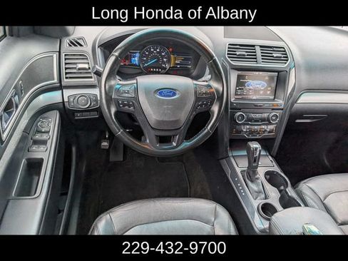Used 2016 Ford Explorer XLT w/ Equipment Group 202A FWD image 19
