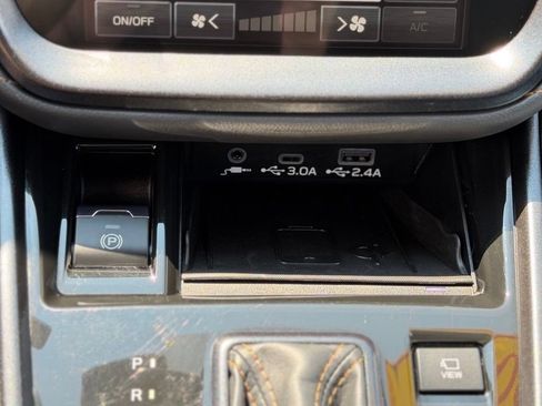 Used 2025 Subaru Outback Wilderness AWD/4WD image 17