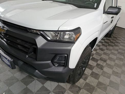 New 2026 Chevrolet Colorado W/T w/ WT Custom Package AWD/4WD image 10