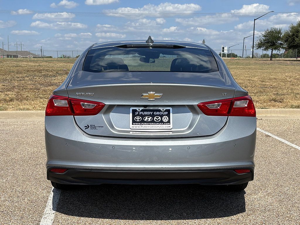 Used 2025 Chevrolet Malibu LT FWD image 7