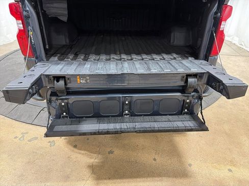 Certified 2022 Chevrolet Silverado 1500 LTZ w/ LTZ Premium Package image 9