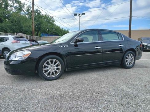 Used 2011 Buick Lucerne CXL FWD image 1
