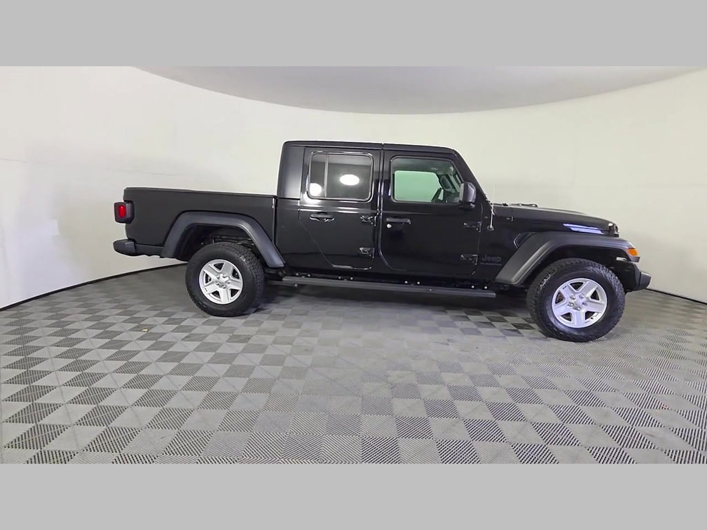 Used 2020 Jeep Gladiator Sport w/ Quick Order Package 24S AWD/4WD image 37