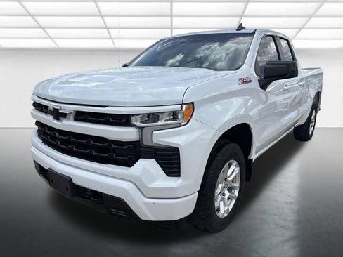 Used 2023 Chevrolet Silverado 1500 RST w/ Z71 Off-Road Package AWD/4WD image 3
