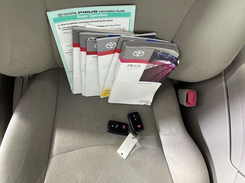 Used 2010 Toyota Prius Two image 20