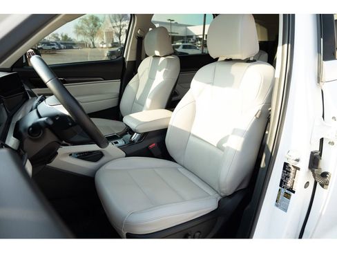 Used 2024 Kia Telluride S w/ S Sunroof Package FWD image 12