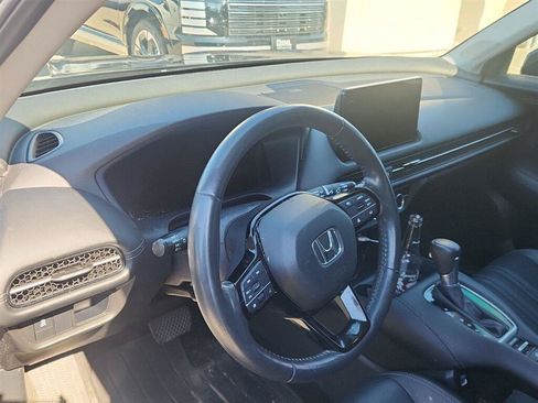 Used 2023 Honda HR-V EX-L image 13