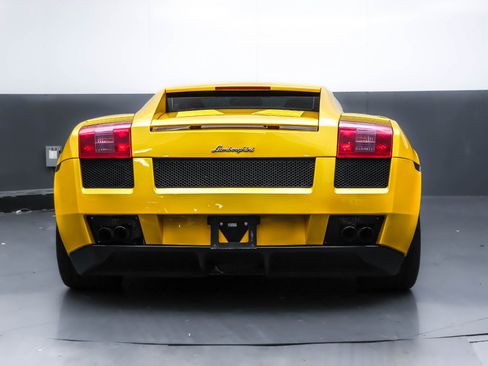 Used 2004 Lamborghini Gallardo AWD/4WD image 18