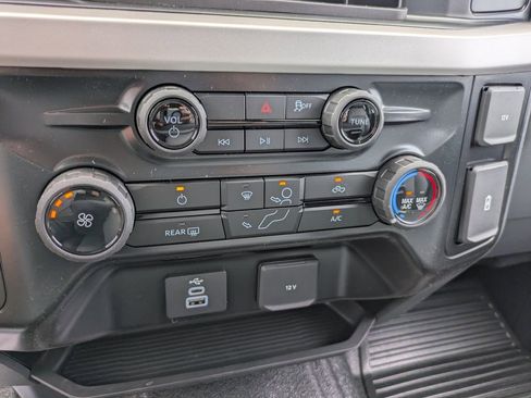 New 2026 Ford F350 4x4 Crew Cab DRW Super Duty image 13