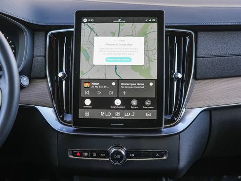 Certified 2026 Volvo XC90 B6 Core AWD/4WD image 14