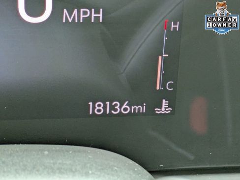 Used 2024 Buick Encore GX Avenir w/ Avenir Technology Package FWD image 16